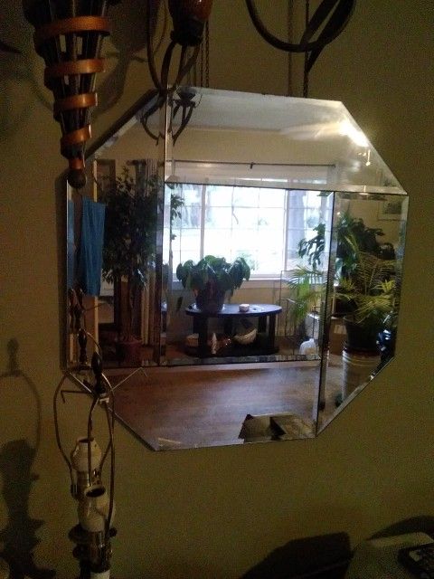 Octogonal Mirror