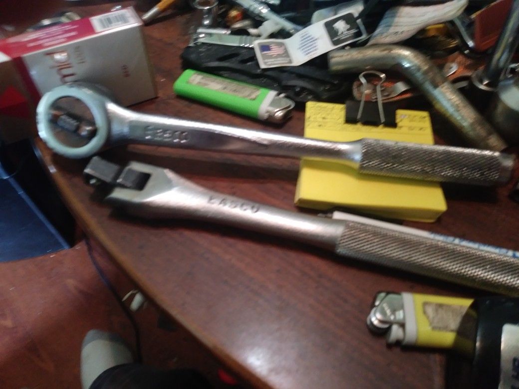 EASCO 1/2 DRIVE RATCHET & BREAKER BAR MADE IN AMERICA