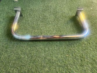 Chrome U-Shaped Round Tubing Hangrail for Slatwall