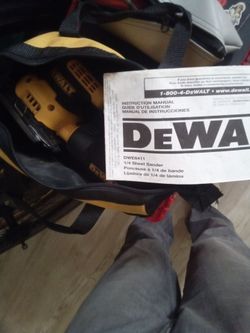 DeWalt 1/4sheet palm sander