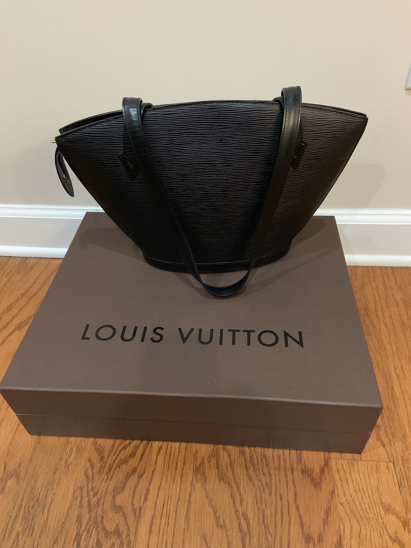 Black Leather Louis Vuitton Bag