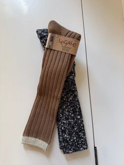 knee high 2 pairs of boot socks brand new