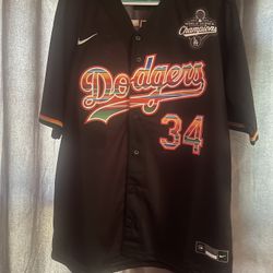 Dodgers Valenzuela Jersey Size Xl $50.