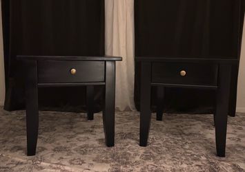 Solid wood antique nightstands/end tables