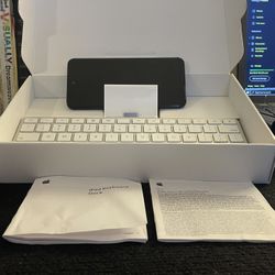 Motorola android 12 iPad keyboard docking station new