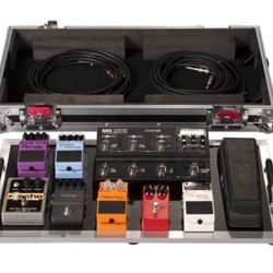 Gator G-TOUR PEDALBOARD-LGW Large Pedal Board and Flight Case for 10-14 Pedals
