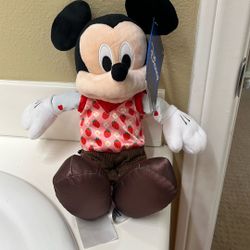 Mickey Strawberry 🍓 Plush New With Tags 