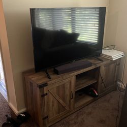 50’’ Fire TV w/ TV Stand 