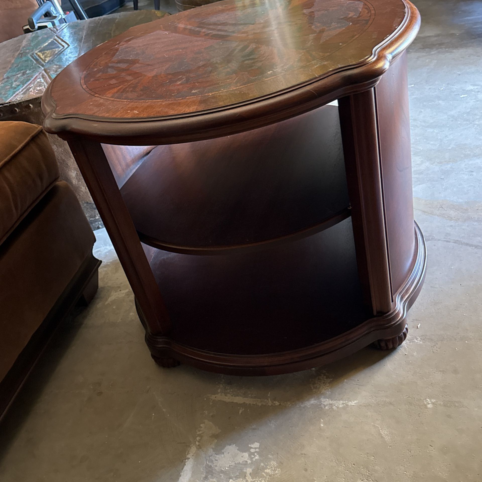 Gorgeous Wood  Round End Table