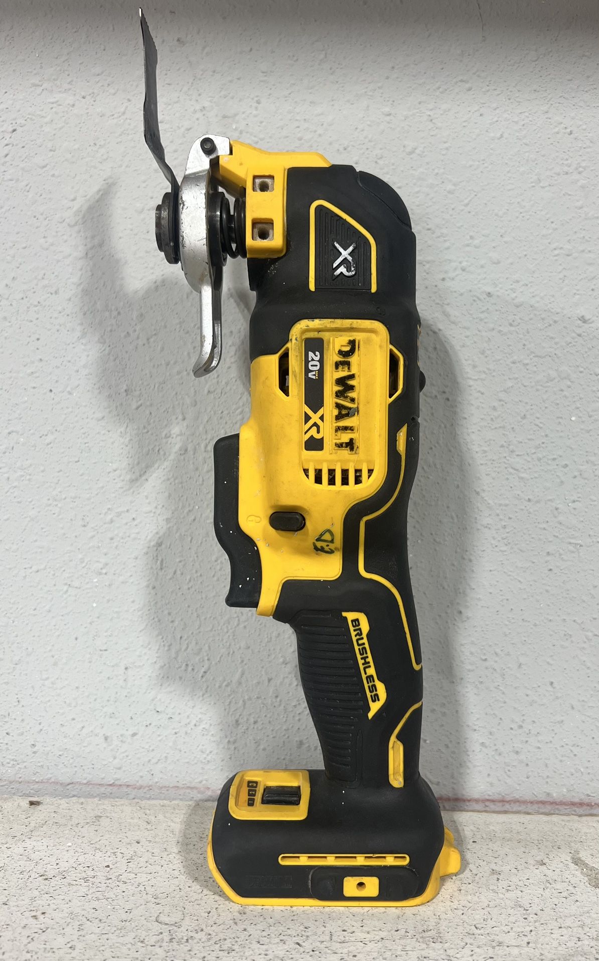 Dewalt Cordless Multi Tool DCS356