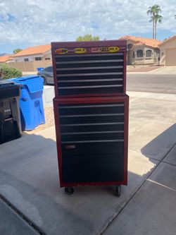 Craftsman Tool Box 59”H 26.5”W 18”D For Sale
