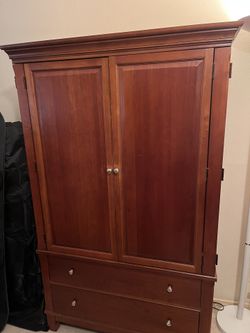 Thomasville Armoire