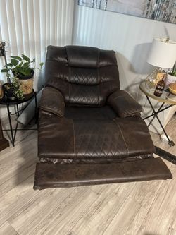 Dakota Collection