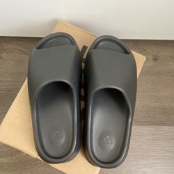 Yeezys Slides - Adidas Size 10