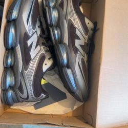 New Balance Abzorb 2000 Size 11.5