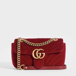 Gucci GG Marmount Mini Velvet Shoulder Bag in Red
