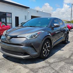 2019 Toyota C-HR LE Crossover