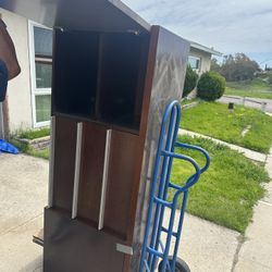 Free 3 Drawer 2 Cabinet Storage 