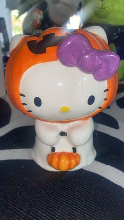 Hello Kitty Halloween Pumpkin Ceramic Figurine