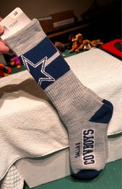 Dallas Cowboys NFL Men’s Crew Socks with Star logo Brand NEW w/Tags Sz L. 10-13