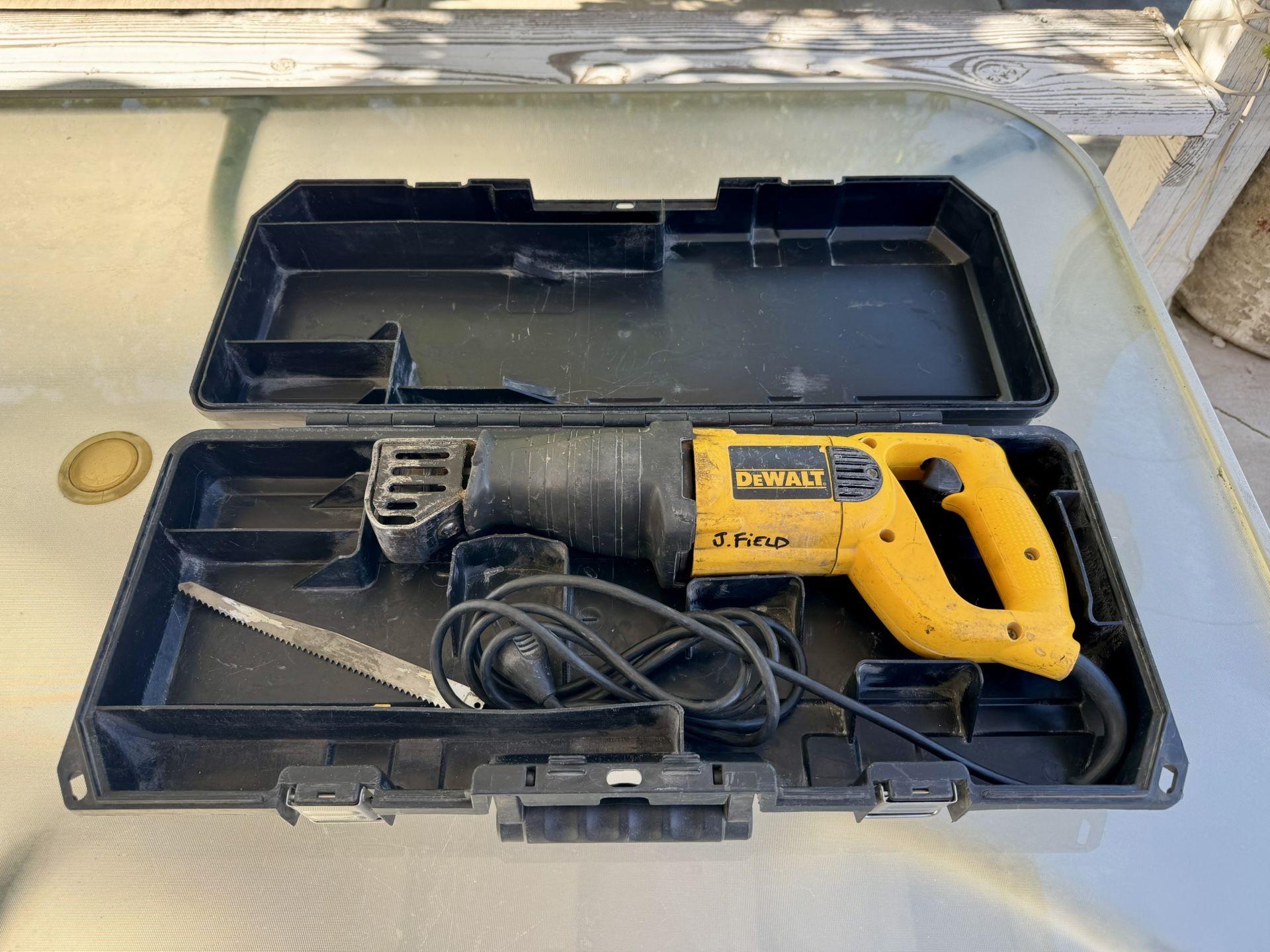 DeWALT 12 Amp Corded Variable Speed Reciprocating Saw