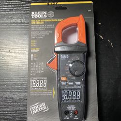 Klein Tools 600a Ac/dc Auto Ranging Digital Clamp Meter