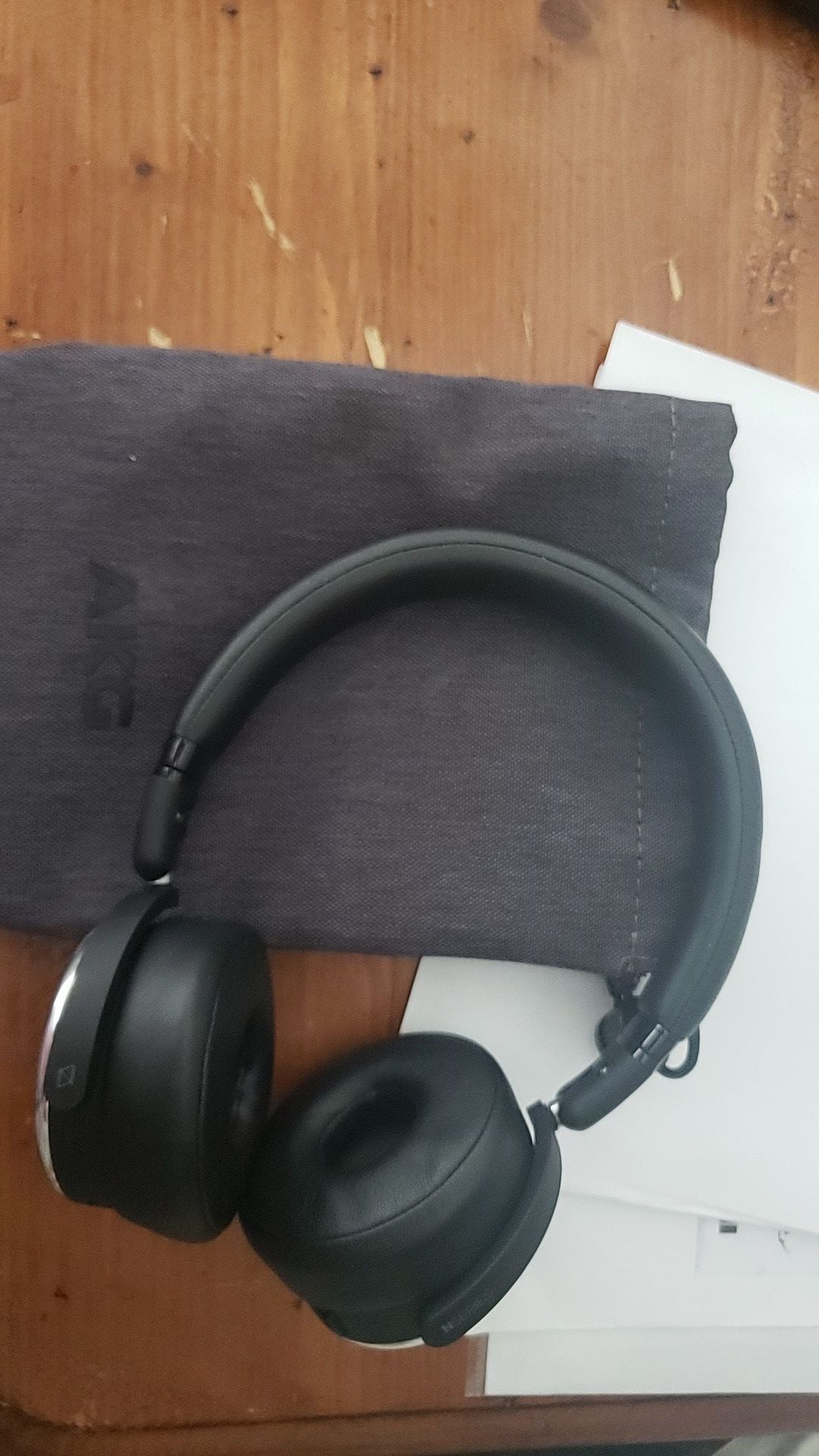 AKG Wireless Headphones