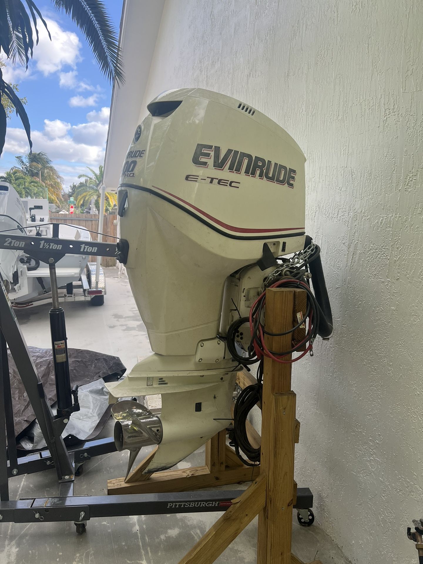 2007 200 HP Evinrude $4000 OBO