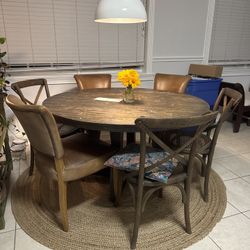 Beautiful Solid Wood Round Dining Table 