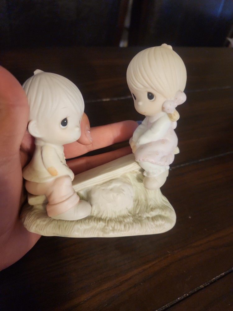 PRECIOUS MOMENTS FIGURINE
