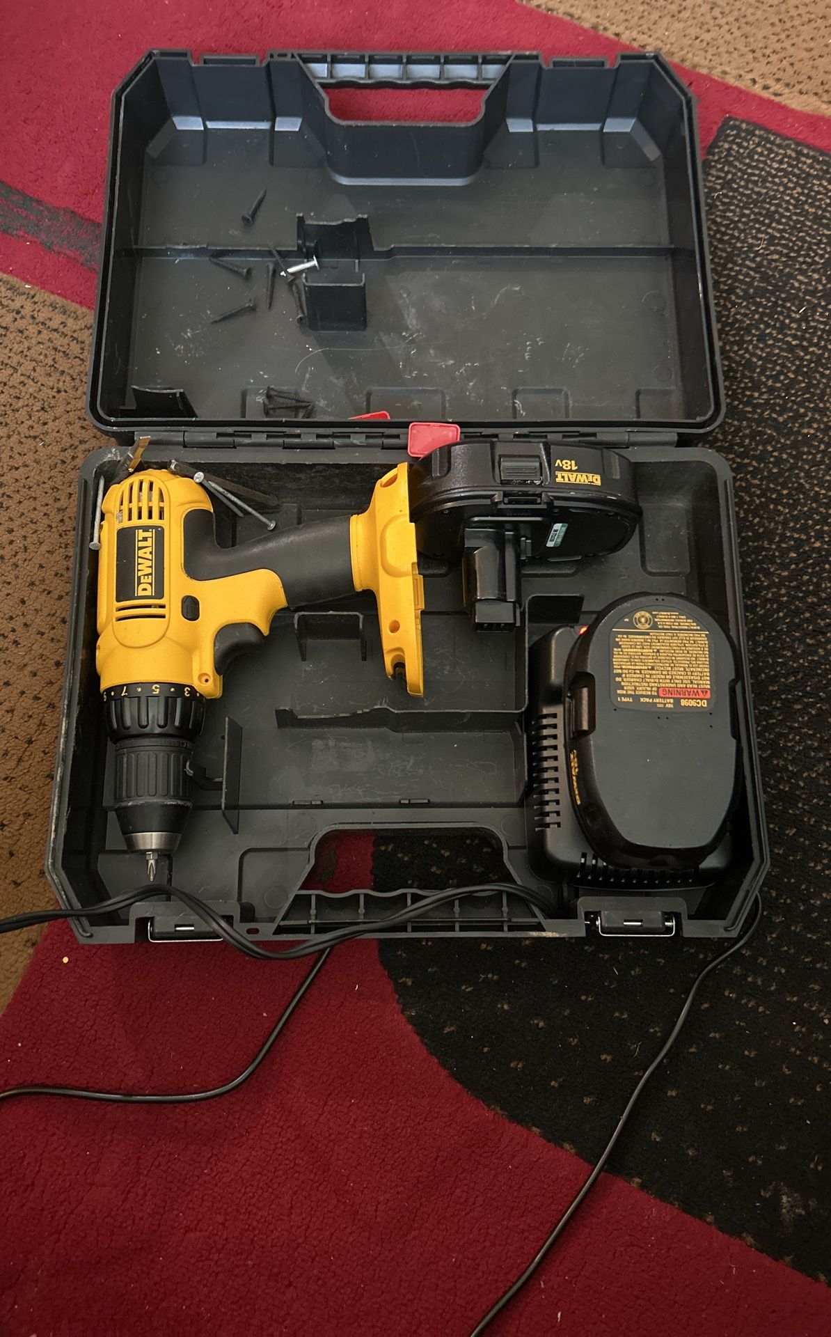DEWALT 18V Cordless Drill/Driver