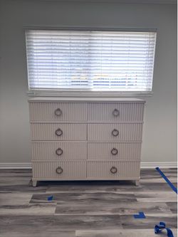 Bernhardt designer 8 Drawer dresser