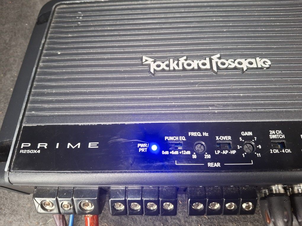 AMPLIFICADOR AMPLIFIER ROCKFORD FOSGATE 250X4 CHANELS GOOD CONDICIÓN ABLO ESPAÑOL