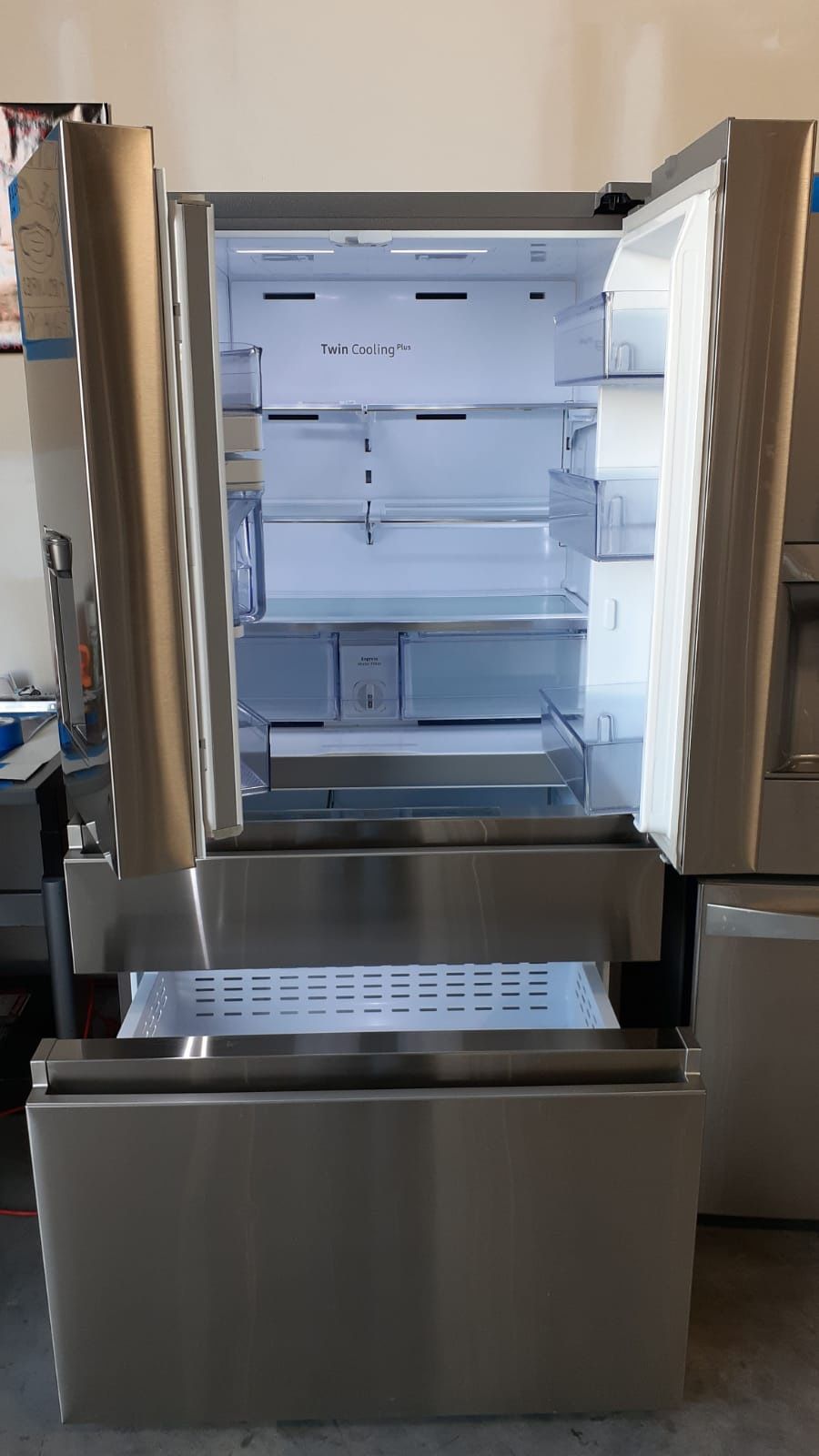 SAMSUNG STAINLESS STEEL FRENCH DOORS REFRIGERATOR