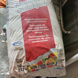 Concrete Floor leveler mapecem Quickpatch 20 Bags