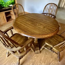 Very Heavy, Solid Oak Dining Set. 6 Wide Seat Chairs & 2 Extension Leaves..