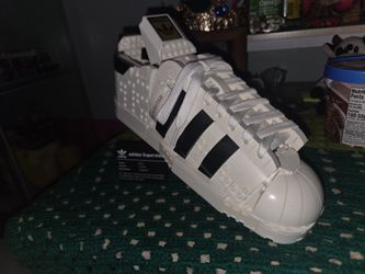 Icon Lego Adidas Superstar (Built)