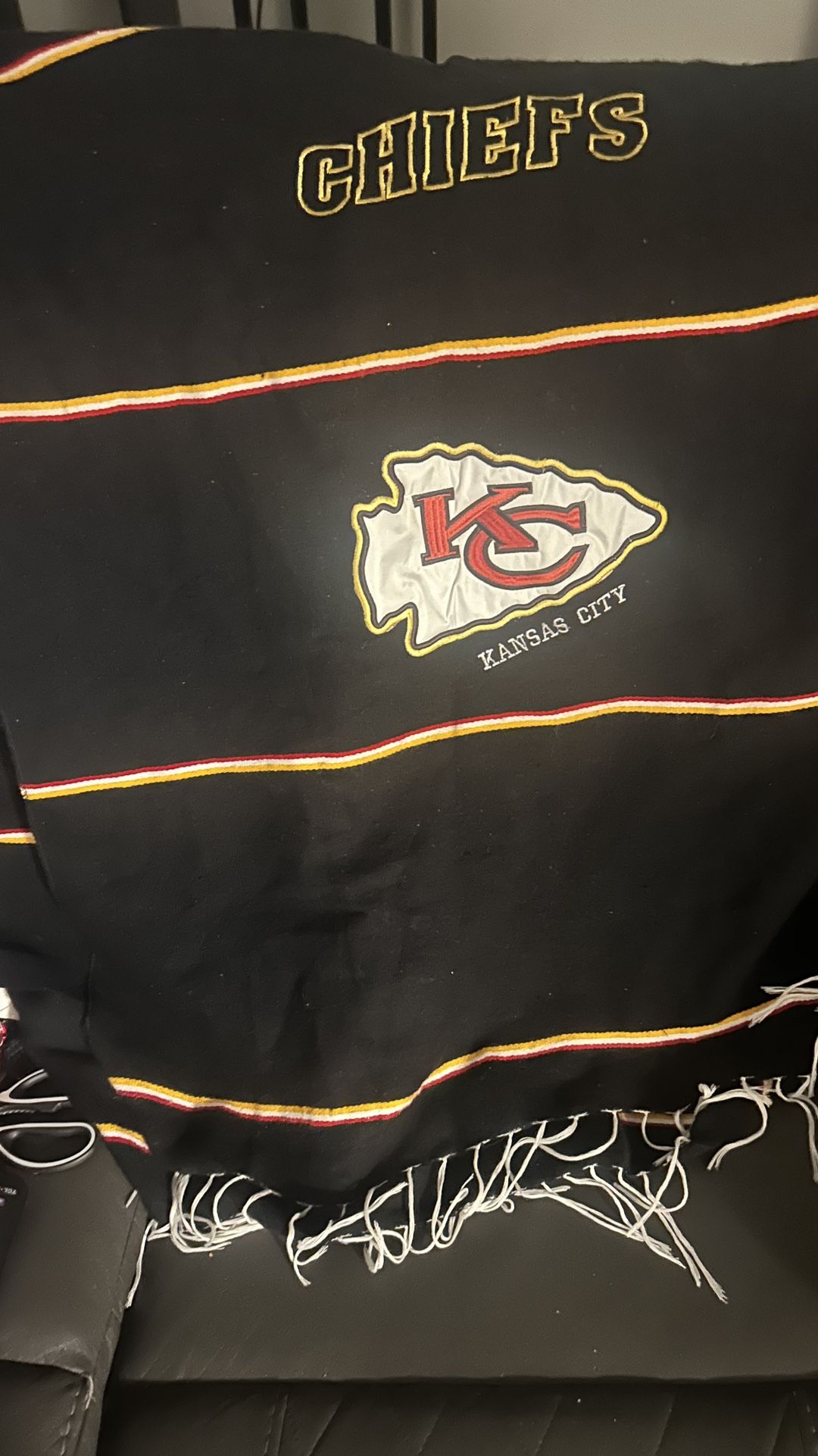 Chiefs Poncho