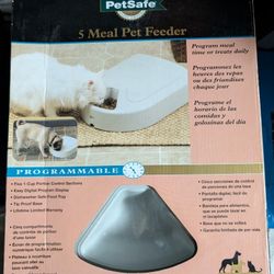 PetSafe 5 Meal Pet Feeder