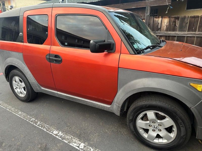 2004 Honda Element