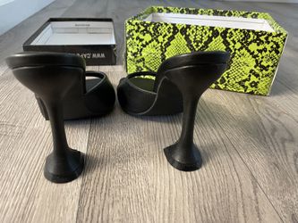 Black heels 