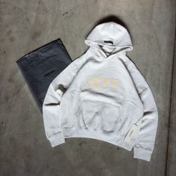 Essentials Fear Of God 1977 Light Oatmeal Hoodie (M)