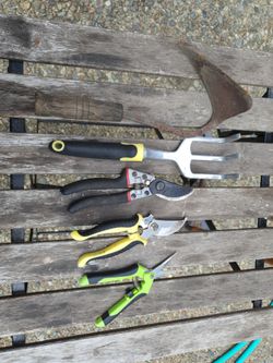 Garden tool (home, shears, etc)