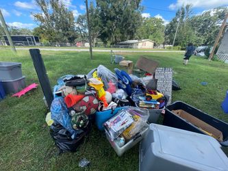 Contents of home sale estate sale on the go