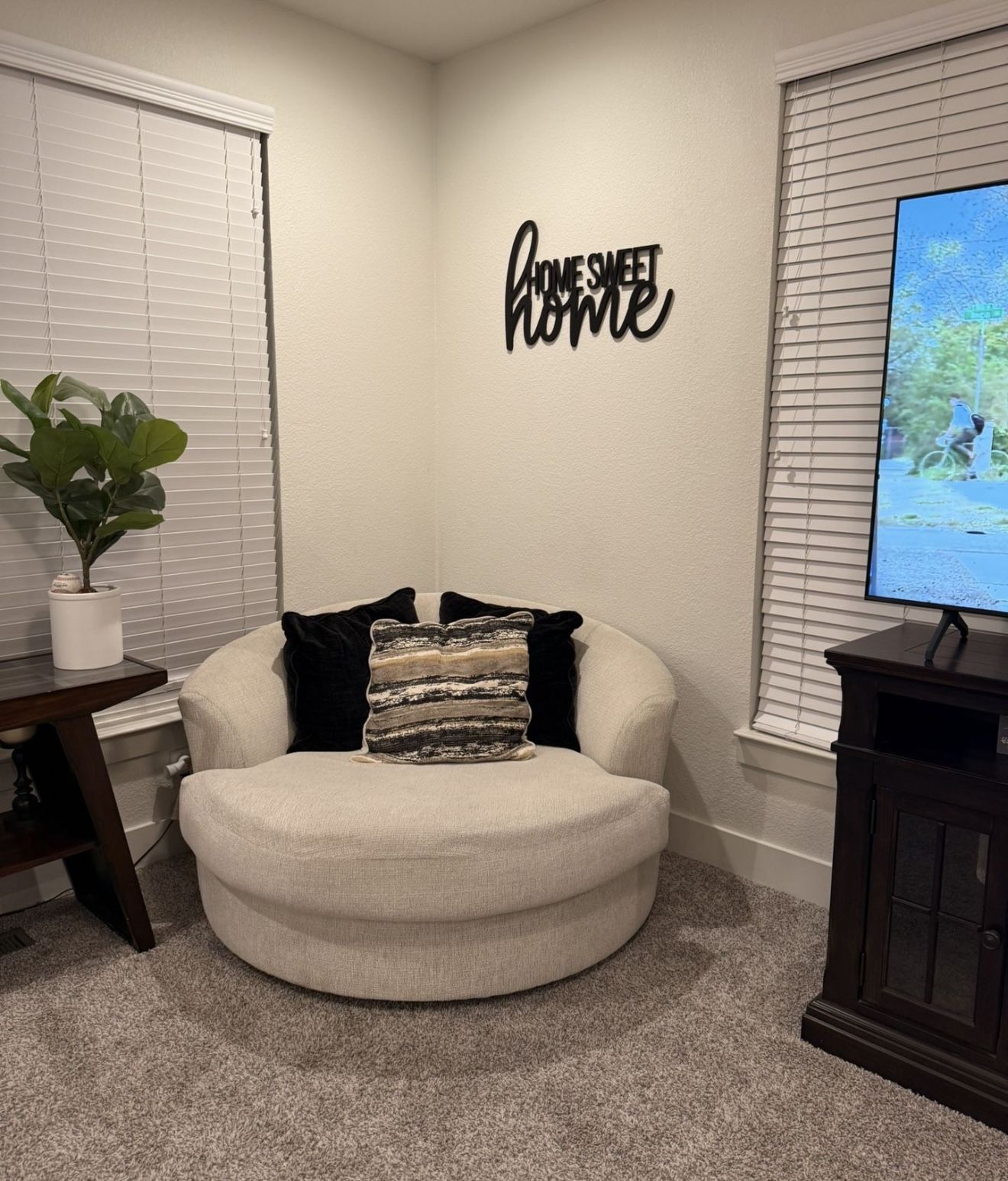 oversized swivel chair