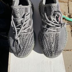 Yeezy Boost 350 V2 Beluga 2.0