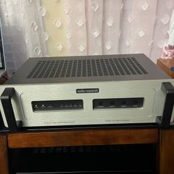 AUDIO RESEARCH VACUUM TUBE PHONO AMPLIFIER  MODEL PH5 .