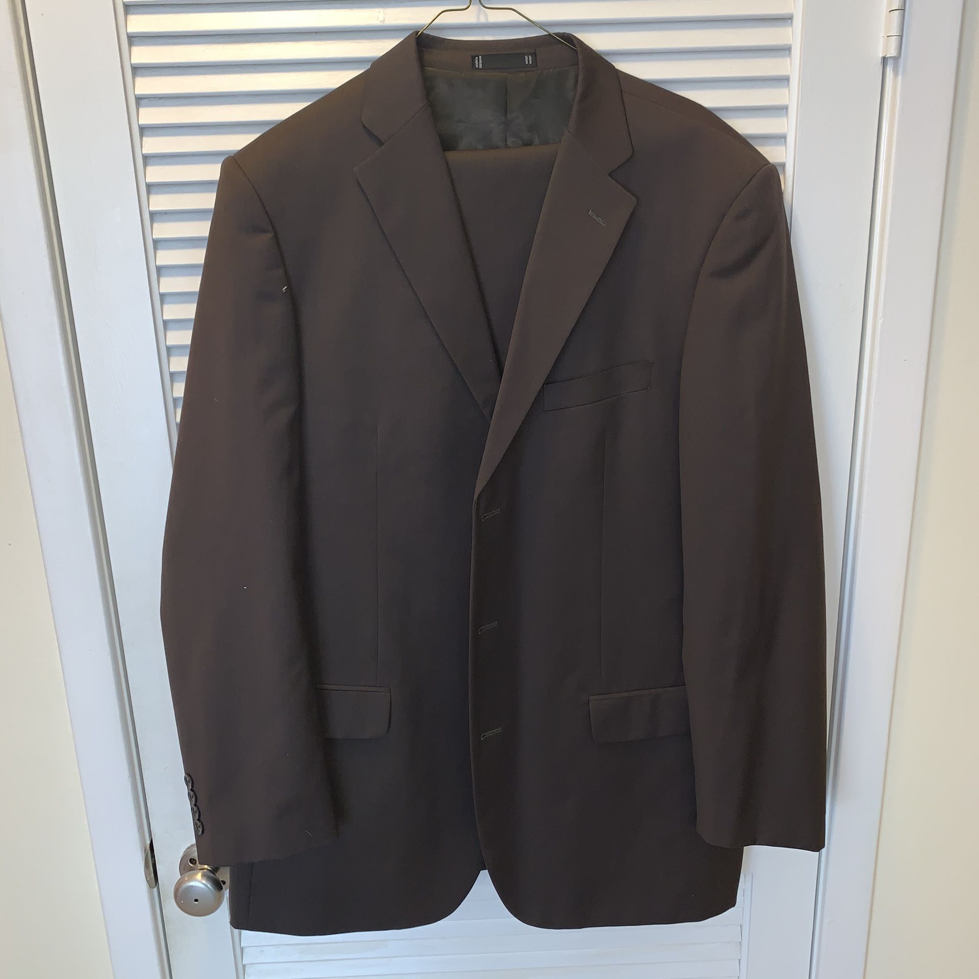 Men’s Brown Suit 44L 36 Waist
