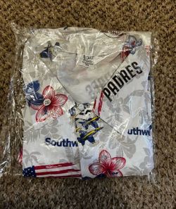 Hawaiian shirt giveaway Item 2026 season