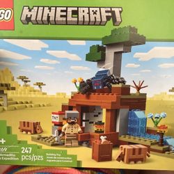 LEGO Minecraft The Armadillo Mine Expedition 